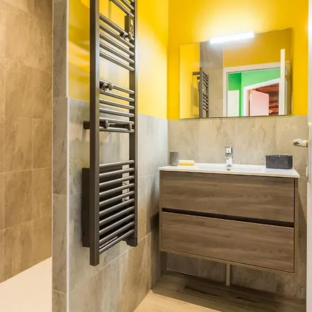 Babord, Appt Avec Terrasse Et Vue